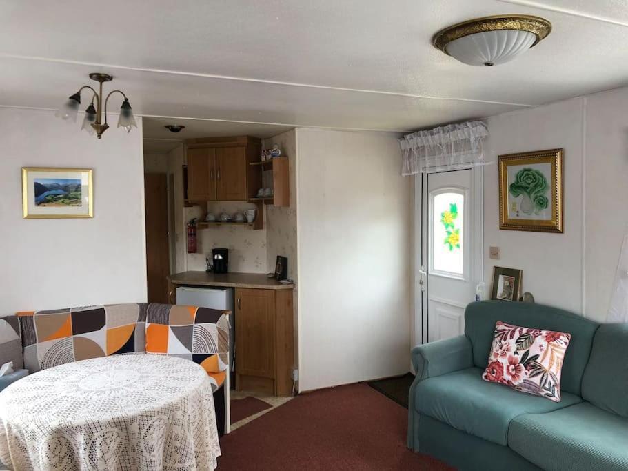 2 Bedroom Static Caravan Muirkirk ภายนอก รูปภาพ